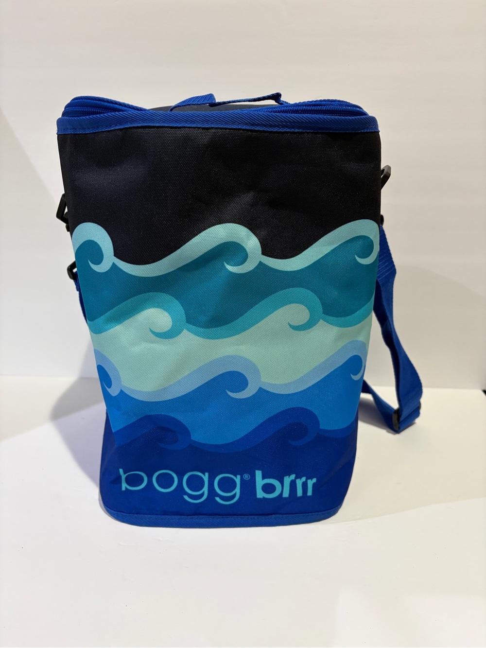 bogg brr Insulated Cooler Bag - “Catch Waves” Wave Blue
